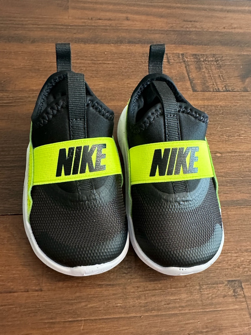 NEW Nike Kids Sneakers